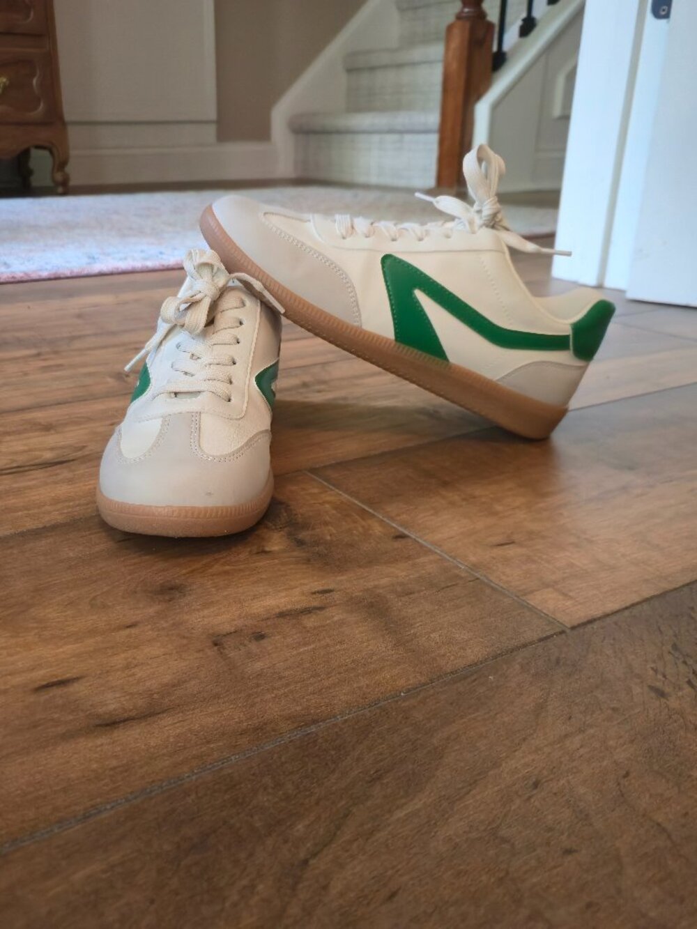 Dolce Vida Valet Sneakers